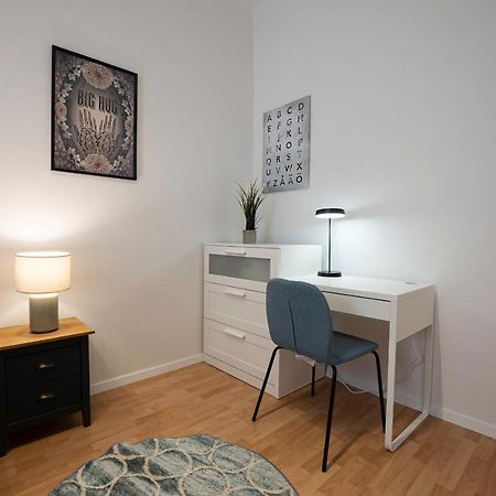 Experience Fresh Comfort In Our Brand-New Apartment In Vienna'S 17Th District Luaran gambar