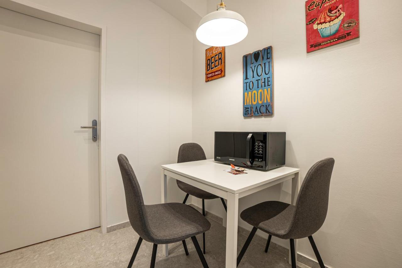 Experience Fresh Comfort In Our Brand-New Apartment In Vienna'S 17Th District Luaran gambar